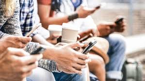 short-stories-big-players-micro-drama-startups-brace-as-gaming-giants-move-in